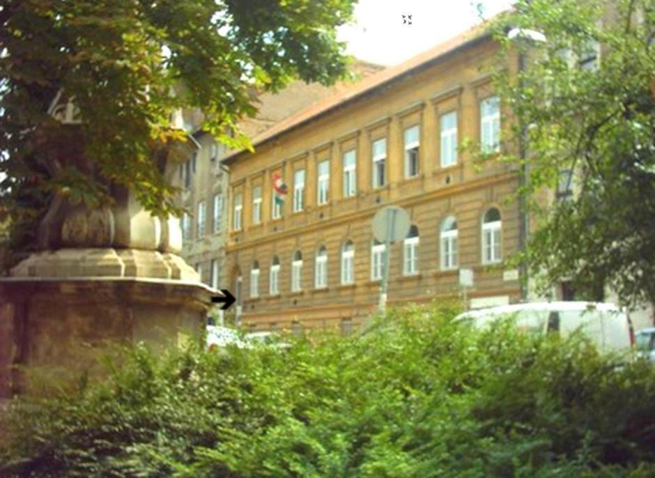 Season Hostel Budapest Exterior photo